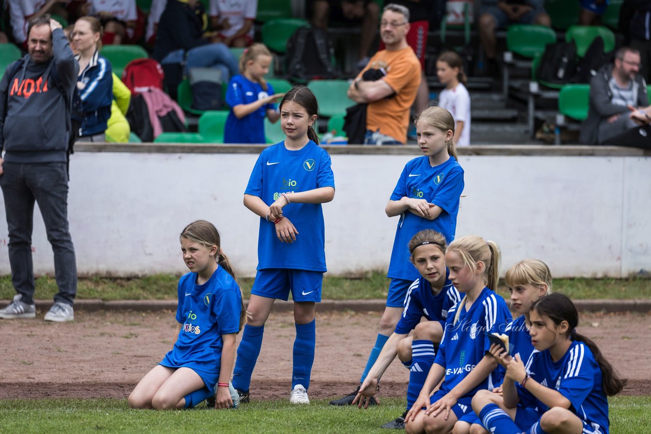 Bild 77 - Loewinnen Cup